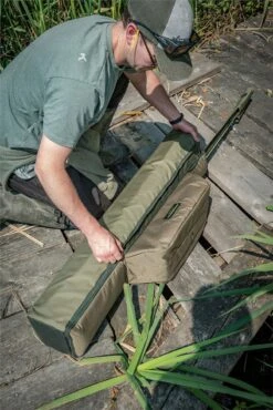 KORUM Transition 3 Rod Folding Quiver -Rod Venture Sales Store 48692 2