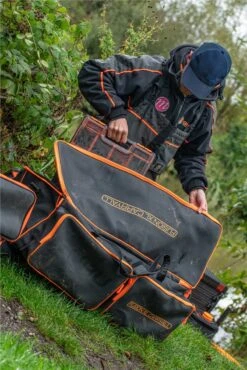 Guru Fusion XL Carryall -Rod Venture Sales Store 50494 8