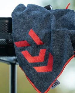 Daiwa Microfibre Towel -Rod Venture Sales Store 54169 3