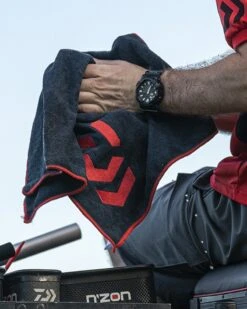 Daiwa Microfibre Towel -Rod Venture Sales Store 54169 4