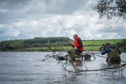 Guru Aventus 2.7m F1 Landing Net Handle -Rod Venture Sales Store 54361 8